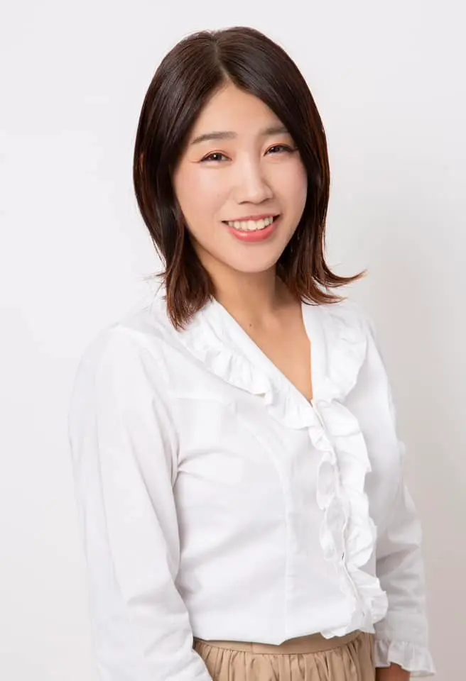 由利恵